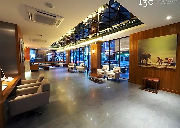 曼谷130号酒店及公寓