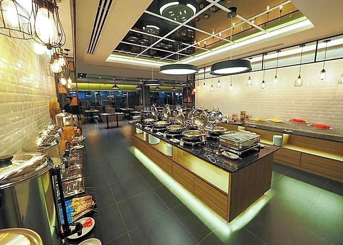 酒店 曼谷130号酒店及公寓 4*
