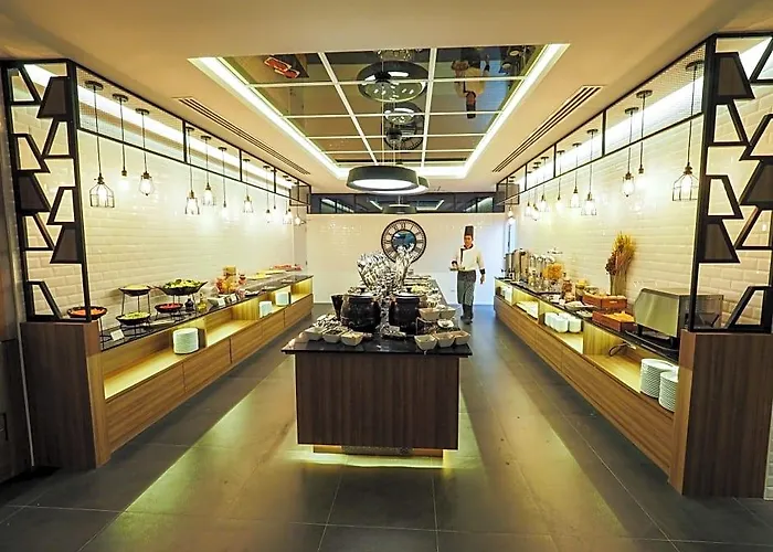 曼谷130号酒店及公寓 4* 曼谷