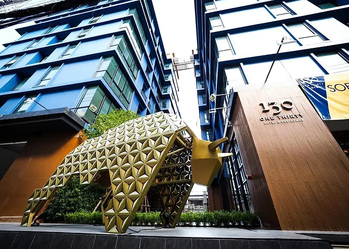 曼谷130号酒店及公寓